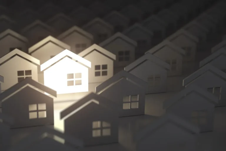 The Advantages of Working with a Local, Non-Franchise Property Ma